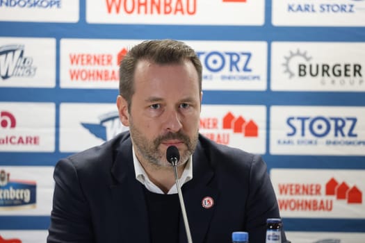 Coach Thomas Dolak (Düsseldorfer EG / DEG) at the press conference,PK after the match of the DEL 23-24,37. Sptg.: Schwenninger Wild Wings vs Düsseldorfer EG (DEG)