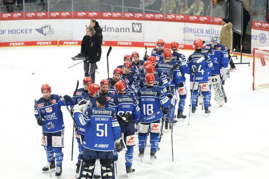 Goalkeeper Joacim Eriksson (SERC Wild Wings) managed another shut-out at 3:0 in the game of the DEL 23-24,37. Sptg.: Schwenninger Wild Wings vs Düsseldorfer EG (DEG)