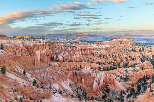 scenic view to the hoodoos in the Bryce Canyon national Park, Utah, USA