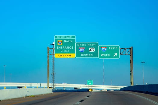 Signage denton north entrance to waco south and express lane at a highway crossing in Fort Worth, USA