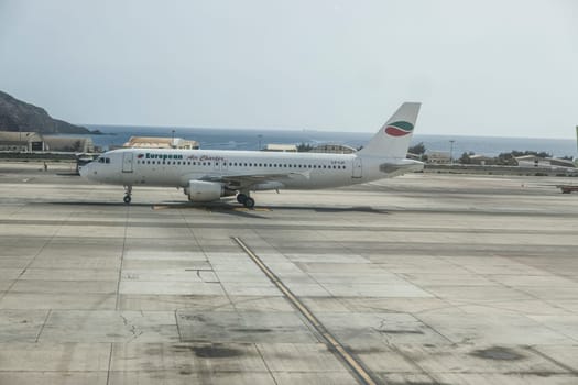 Passagiermaschine der European Air Charter am Flughafen, Gran Canaria, Kanarische Inseln, Spanien