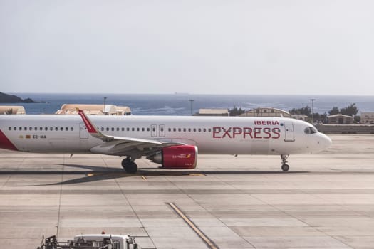 Passagiermaschine der Iberia Express am Flughafen, Gran Canaria, Kanarische Inseln, Spanien