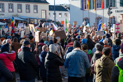 Protest against right wing AFD in Trier, Germany, 28.01.2024, demonstration for human rights, no discrimination and racism, diversity, humanitarian, multiethnic crowd