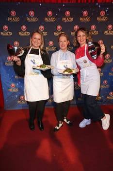 Nova Meierhenrich,Ina Menzer, Cornelia Poletto,Charity evening at the air port of the Altona Children's Hospital at Cornelia Poletto's Palazzo at the Horner Rennbahn,Hamburg,31.01.2024