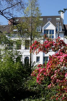 Residential building in spring, apartment building, Bremen, Germany