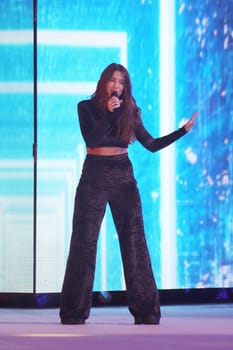 Vanessa Mai,Premiere Holiday on Ice,NO LIMITS,Barclay Cards Arena Hamburg,08.02.2024