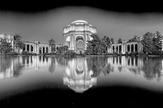 early morning view of palace of fine arts in San Francisco, USA