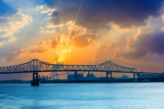 Horace Williams bridge spanning the river Mississippi at Baton Rouge, Louisiana, USA