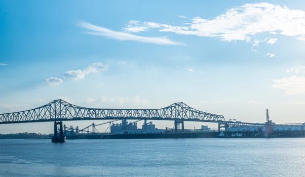 Horace Williams bridge spanning the river Mississippi at Baton Rouge, Louisiana, USA