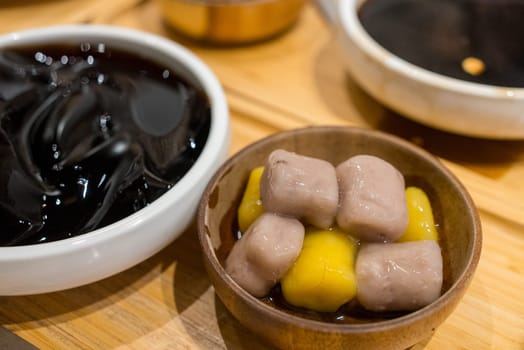 Taro ball with grass jelly dessert