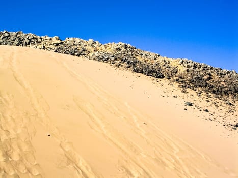Egyptian desert the beginning of the desert sugar in Egypt