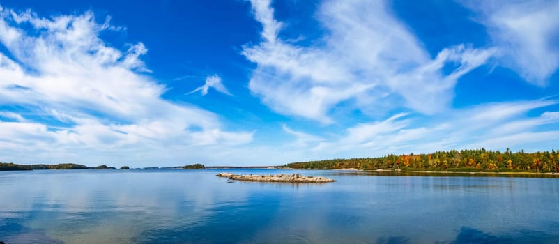Autumn on the shore of Lake Huron, a beautiful autumn landscape.