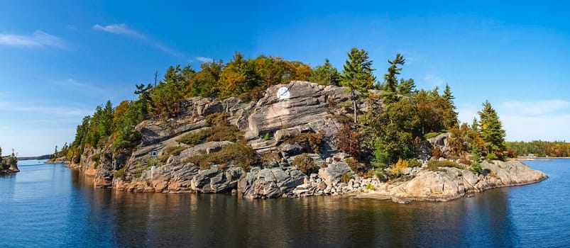 Autumn on the shore of Lake Huron, a beautiful autumn landscape.