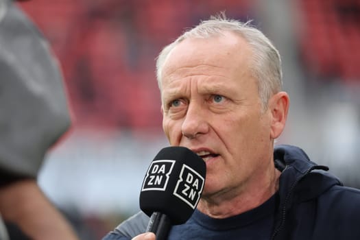Coach Christian Streich (SC Freiburg) before the match of the 1st FBL: 23-24: 22. Sptg. SC Freiburg - Eintracht Frankfurt  DFL REGULATIONS PROHIBIT ANY USE OF PHOTOGRAPHS AS IMAGE SEQUENCES AND/OR QUASI-VIDEONann  Photo: Joachim Hahne/johapress