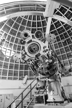 Los Angeles, USA - June 10, 2012: famous Zeiss telescope at the Griffith observatory in Los Angeles, USA.  The Zeiss Refractors from 1935 is open to public and free due to Griffiths will.