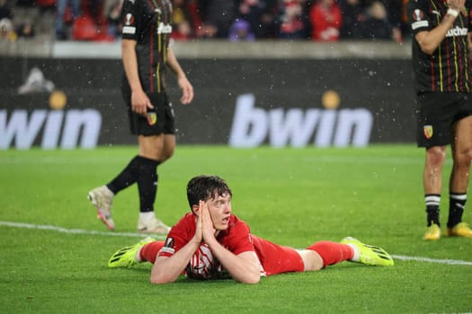 The only thing that helps is to pray: Michael Gregoritsch (SC Freiburg) after a missed chance to score in the Europa League - Qualification 1/8 Final,SC Freiburg vs RC Lens