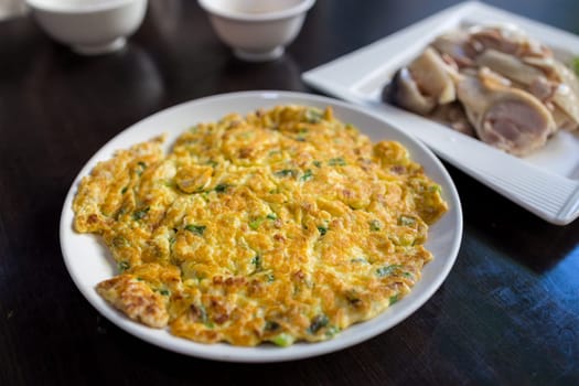 Green onion chicken egg omelette dish