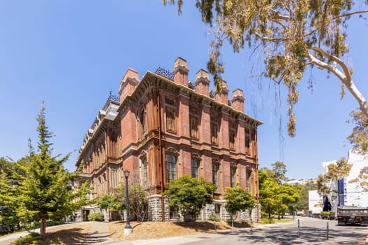 Oakland, USA - May 18, 2022: university building in Oakland, USA.