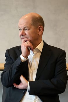 Federal Chancellor Olaf Scholz during a visit to the Europa Park Stadium in Freiburg with the participants in the dialogue with socially engaged citizens from Freiburg and the surrounding area in the Business Lounge on the ground floor of the main grandstand