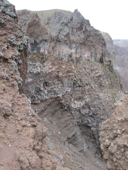 Vesuvius, a walk to Vesuvius tour for tourists.