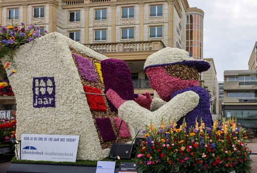 Noordwijk, Netherlands - April 22, 2023: Spectacular flower covered floats in the Bloemencorso Bollenstreek the annual spring flower parade from Noordwijk to Haarlem in the Netherlands.