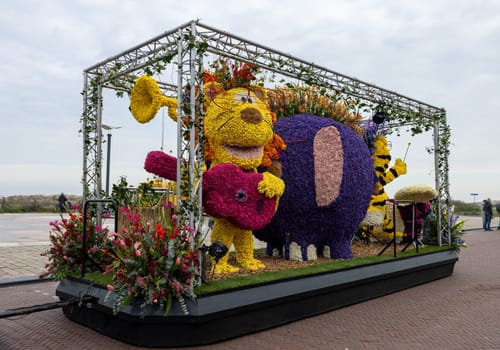 Noordwijk, Netherlands - April 22, 2023: Spectacular flower covered floats in the Bloemencorso Bollenstreek the annual spring flower parade from Noordwijk to Haarlem in the Netherlands.