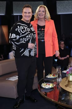 Guido Maria Kretschmer, Bettina Tietjen, NDR Talkshow aus dem Studio Lokstedt, Hamburg, 19.04.2024