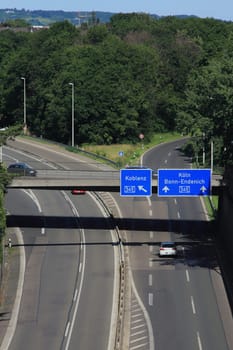 View of the Reuterstreet in Bonn with a sign indicating the A565
