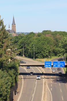 View of the Reuterstreet in Bonn with a sign indicating the A565