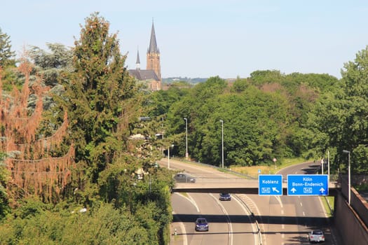 View of the Reuterstreet in Bonn with a sign indicating the A565
