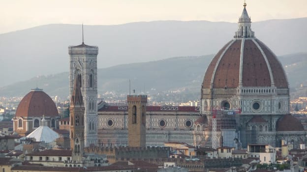 Florence Italian: Firenze is a city in central Italy and the capital city of the Tuscany region.