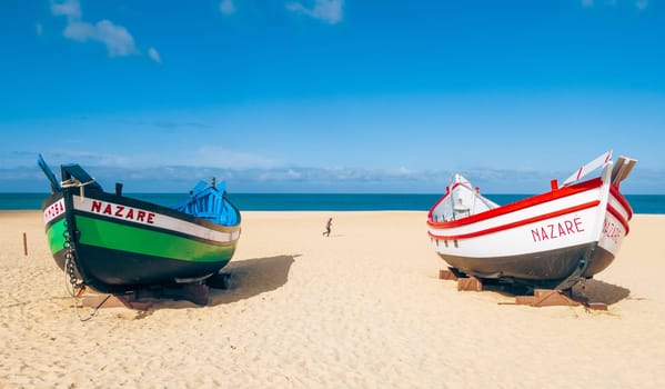 Nazaré, Portugal - mars 20 2024: View of old fishing boats on the beach on October 30, 2023 in Nazaré, Portugal