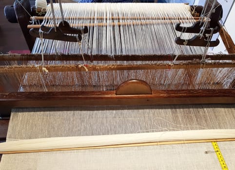 Historischer Webstuhl. Kontzept Textil Weben