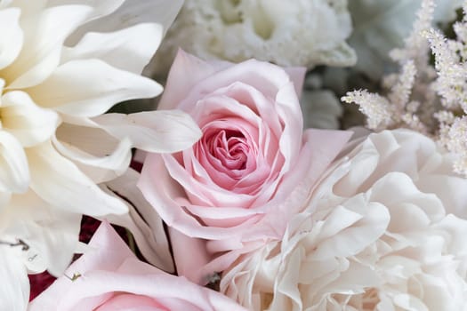 Beautiful flower bouquet with pink rose