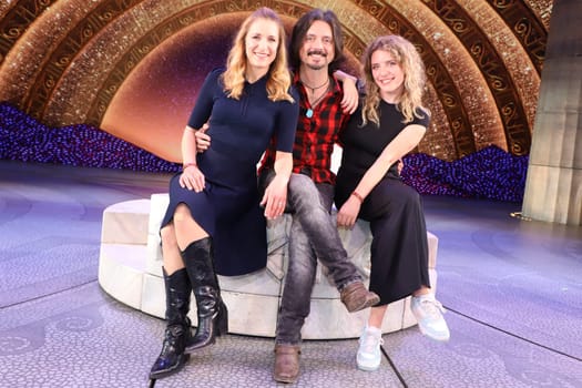 Stefanie Hertel,Lanny Lanner,Johanna Mross,Stefanie Hertel attends the musical Hercules with her family,Hamburg,07.05.2024