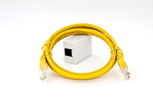 Cable and ADSL socket for connecting the telephone line with a global network