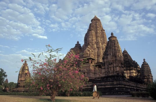 a view of the Erotic Temple and Hindu Temple of Kandarija Mahadeva Temple in the city of Khajurao in Province Madhya Pradesh in India.  India, Khajurao, April, 1998