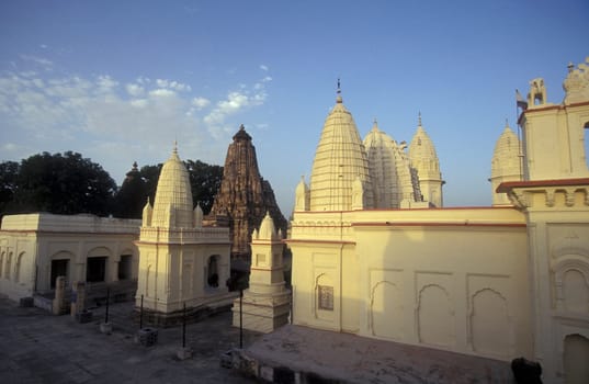 a view of the Erotic Temple and Hindu Temple of Kandarija Mahadeva Temple in the city of Khajurao in Province Madhya Pradesh in India.  India, Khajurao, April, 1998