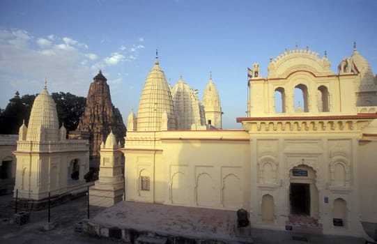 a view of the Erotic Temple and Hindu Temple of Kandarija Mahadeva Temple in the city of Khajurao in Province Madhya Pradesh in India.  India, Khajurao, April, 1998