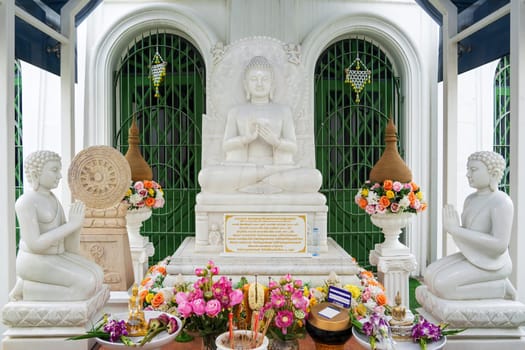 One landmark of Wat Prayurawongsawas Warawihan in Bangkok, Thailand. A place everyone in every religion can visit.