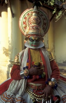 a Artist of a Kathakali Dance Group at a authentic training in the city of Kochi or Cochin in the Province Kerala in India.  India, Cochin, April, 1998