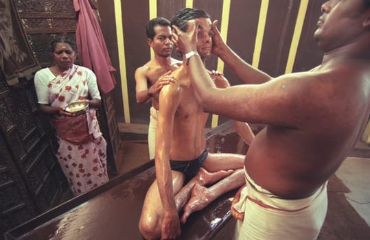 a Ayurveda massage centre in the city of Kochi or Cochin in the Province Kerala in India.  India, Cochin, April, 1998