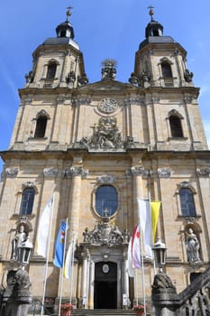 The basilica in 91327 Gößweinstein in the Archdiocese of Bamberg in Franconian Switzerland is dedicated to the Holy Trinity. The Roman Catholic pilgrimage church was built by Balthasar Neumann Goessweinstein