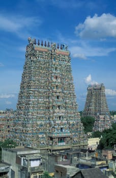 a view of the Tower of the Meenakshi Amman Temple in the city of Madurai in the Province Tamil Nadu in India.  India, Madurai, April, 1998