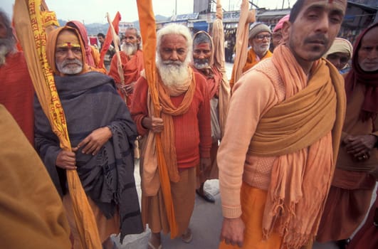 Hindi Pilgrim at a ceremony at the Holy Ganges River in the city of Haridwar in the Province Uttarakhand in India.  India, Haridwar, February, 1998