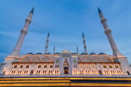 Sunset shot of Grand Camlia Mosque, or Buyuk Camlica Camii, a modern Islamic complex, built in 2019, located in Camlica hill in Uskudar district, Istanbul, Turkey