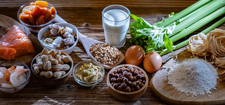 Composition with common food allergens including egg, milk, soya, nuts, fish, seafood, wheat flour, mustard, dried apricots and celery