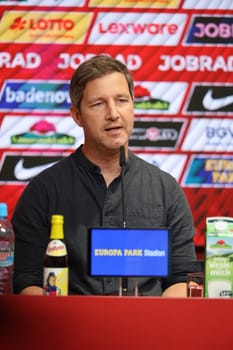 Jochen Saier (Board Member for Sport SC Freiburg) at the first press conference of head coach Julian Schuster (SC Freiburg) after the training session at the start of training for Bundesliga club SC Freiburg 2024  DFL REGULATIONS PROHIBIT ANY USE OF PHOTOGRAPHS AS IMAGE SEQUENCES AND/OR QUASI-VIDEONann  Photo: Joachim Hahne/johapress
