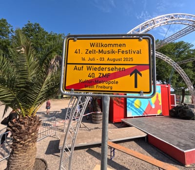 The city of Freiburg im Breisgau will celebrate the 40th Zelt Musik Festival (ZMF) at Freiburg's Mundenhof in 2024 in 2024 - the date for 2025 from July 16 to August 3,2025 is also already known,as can be easily seen on the sign for place names