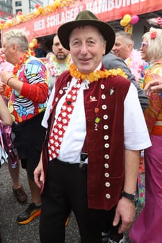 Heinrich Gersmeier aka Schäfer Heinrich   Schlagermove 2024  Hamburg on 25.05.2024